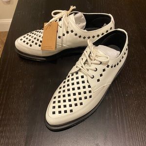 NWT! Dr. Marten’s Creeper WhiteGenuineLeather black studs 9Women’s 8Men’s